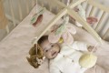 pol_pl_Little-Dutch-Karuzela-do-lozeczka-drewniana-Fairy-Garden-FSC-4533_5.jpg