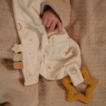 pol_pl_Little-Dutch-Przytulaczek-z-zawieszka-do-smoczka-i-gryzakiem-Newborn-Naturals-5339_2.jpg