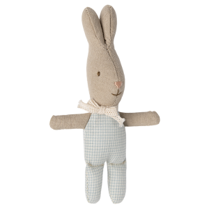 Baby Króliczek w jasnoniebieskim ubranku - Maileg 