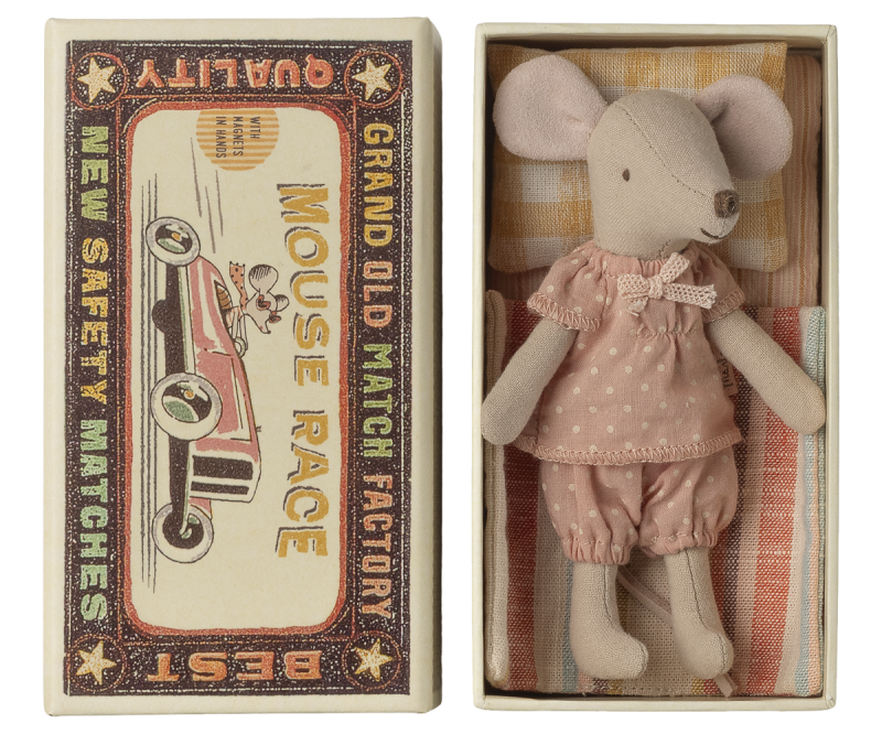 MAILEG-Myszka-starsza-siostra-w-pudelku-13cm--BIG-SISTER-MOUSE-in-BOX (1).png