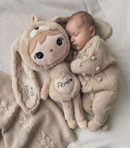 Beżowy Królik 50cm - Lalka Metoo z imieniem dziecka