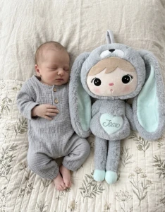 Szaro- miętowy Królik 50 cm - Lalka Metoo z imieniem dziecka