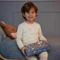 pol_pl_Little-Dutch-Latarka-projektor-z-bajkami-Blekit-5011_6.jpg