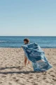 pol_pl_Little-Dutch-Recznik-plazowy-Ocean-World-Blue-60x120cm-5923_7.jpg