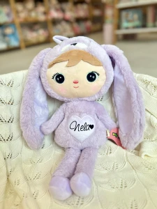  Outlet - Nela - Liliowy Królik 50 cm - Lalka Metoo   