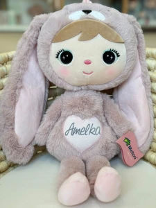 Outlet - Amelka - Różowy Królik 50 cm - Lalka Metoo 