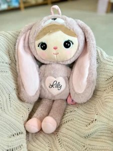   Outlet - Lily-  różowy królik 50cm- Lalka Metoo  