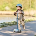 pol_pl_Little-Dutch-Hulajnoga-trojkolowa-Blue-6181_19.webp