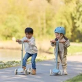 pol_pl_Little-Dutch-Hulajnoga-trojkolowa-Blue-6181_20.webp